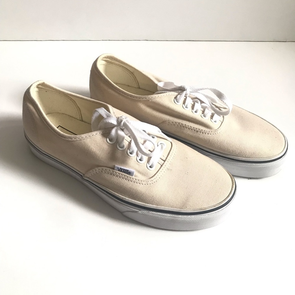 Vans Cream Canvas Sneakers Off white Vans like new size 39 (8.5 women/7 men)